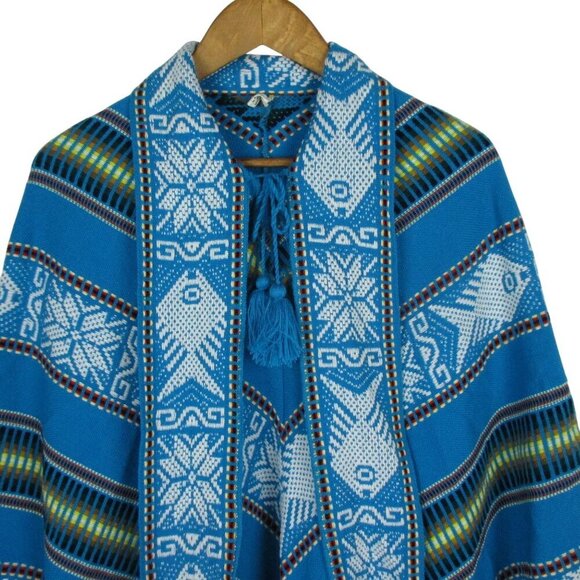 Vintage Womens Wool Aztec Fringed Scarf Neck Poncho O/S Handmade in Ecuador - Picture 3 of 7